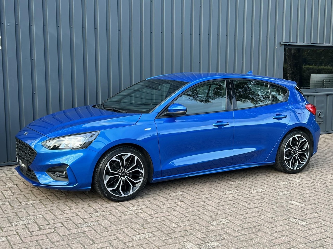 Ford Focus - 1.0 ST-Line DEALER ONDERHOUDEN!/KEYLESS!/APPLE CARPLAY!/ - AutoWereld.nl