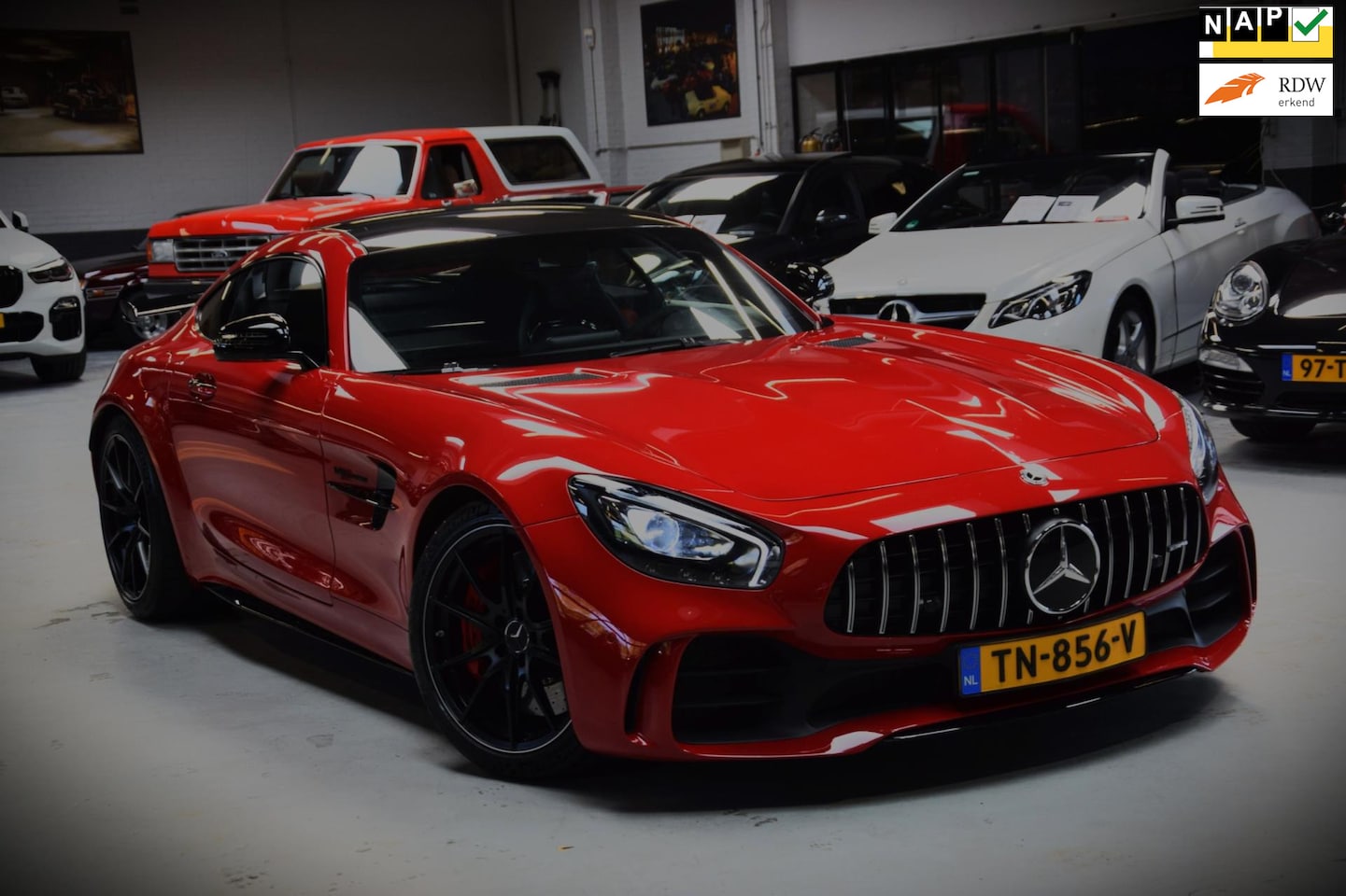 Mercedes-Benz AMG GT - 4.0 R Org.NL!!|PPF|25000km!!|Dealer Onderhouden - AutoWereld.nl