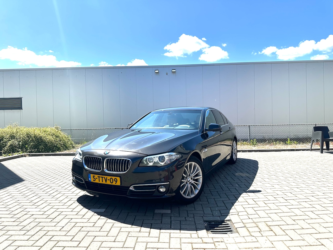 BMW 5-serie - 528i Executive Luxury Edition Goed Onderhouden - AutoWereld.nl