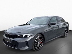 BMW 3-serie - 330iA M-SPORT Pro * LED, LC Prof, SCHUIF/KANTEL, ACC, 19-inch LMV, HuD, TREKH * € 23.650,
