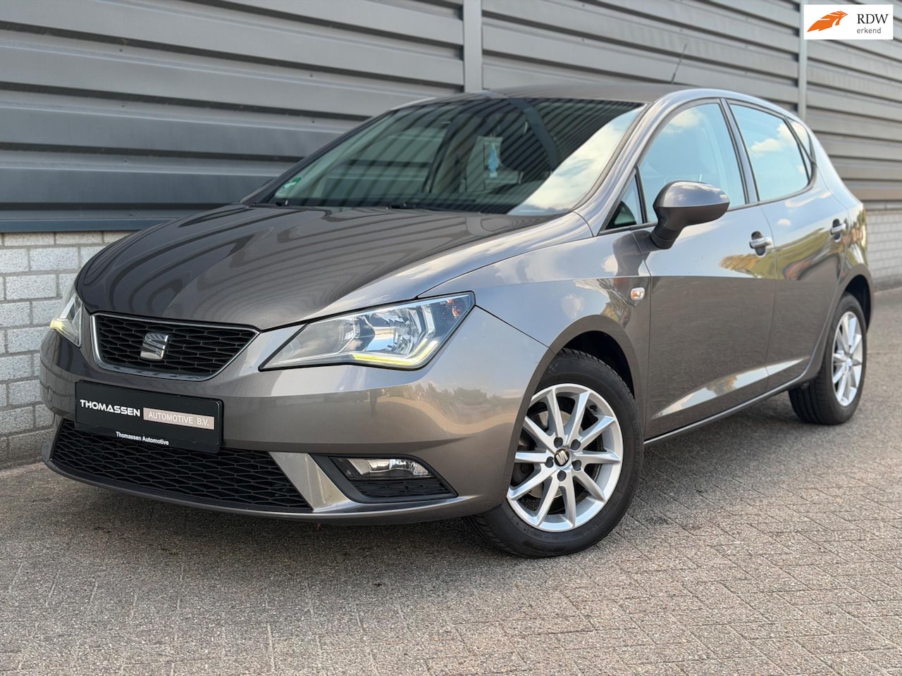 SEAT Ibiza - 1.2 TSI Style Business Groot navi, Cruise, Led, PDC, APK - AutoWereld.nl
