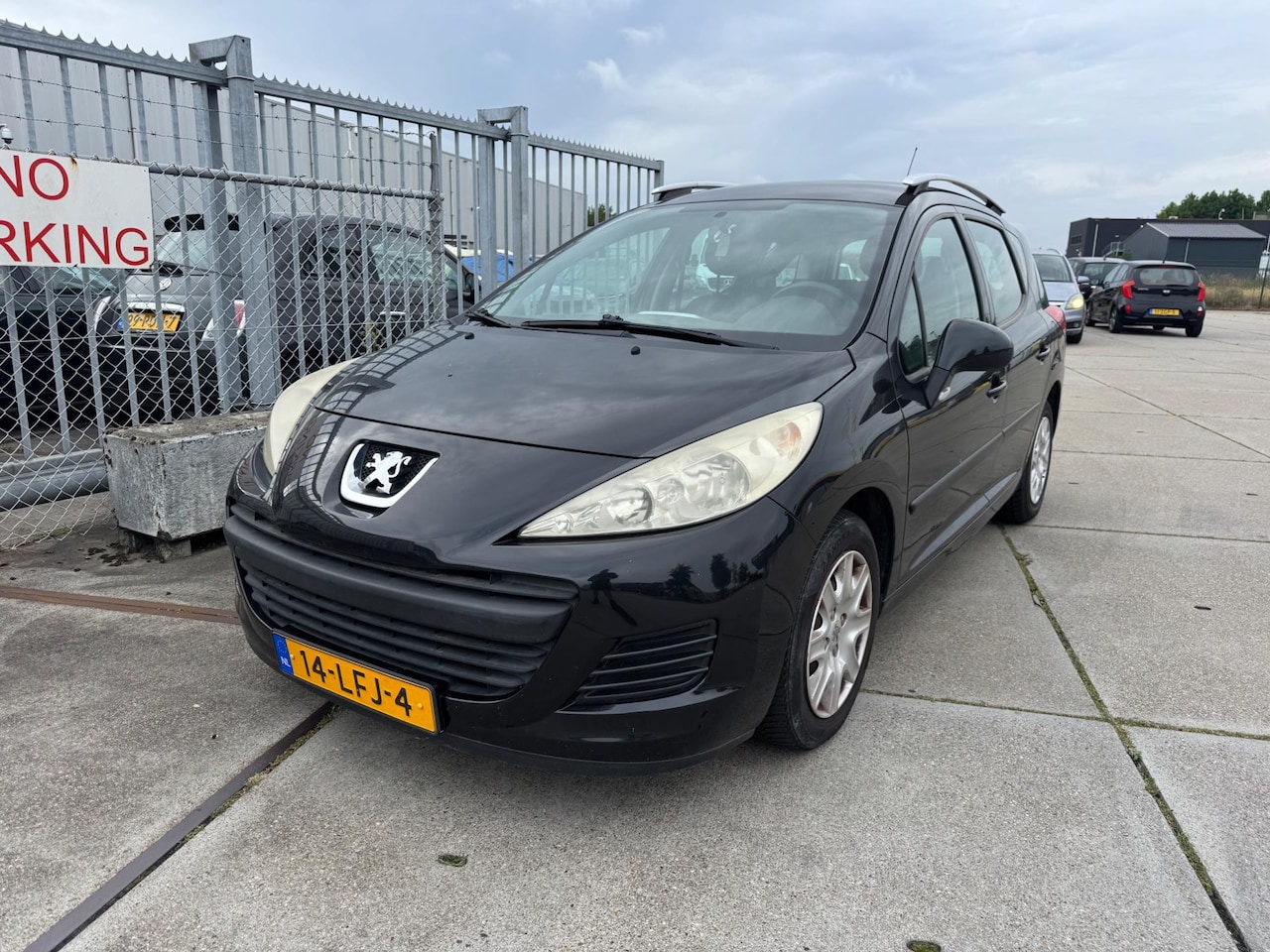 Peugeot 207 SW - 1.4 VTi X-line Airco. HANDELAAR/EXPORT! - AutoWereld.nl