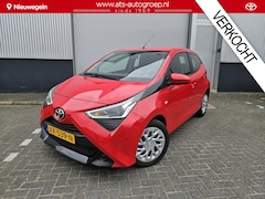 Toyota Aygo - 1.0 VVT-i x-play | Automaat | Apple Carplay/Android Auto | Origineel NL | Dealeronderhoude