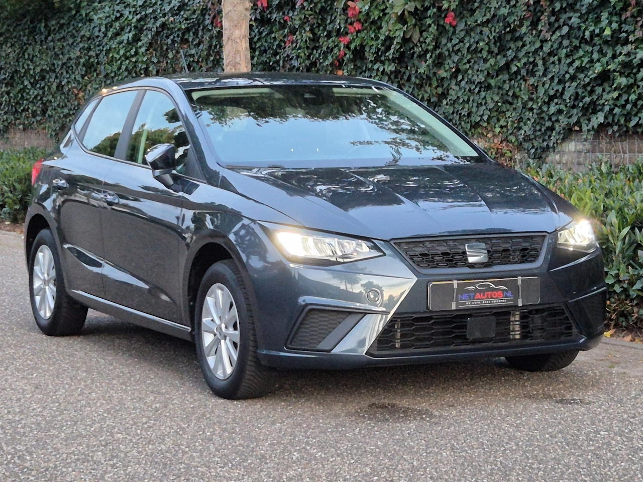 SEAT Ibiza - 1e EIG Eco TSI Style CarPlay Adaptieve Cruise Line Assist Camera Navi Dealer Onderhouden N - AutoWereld.nl