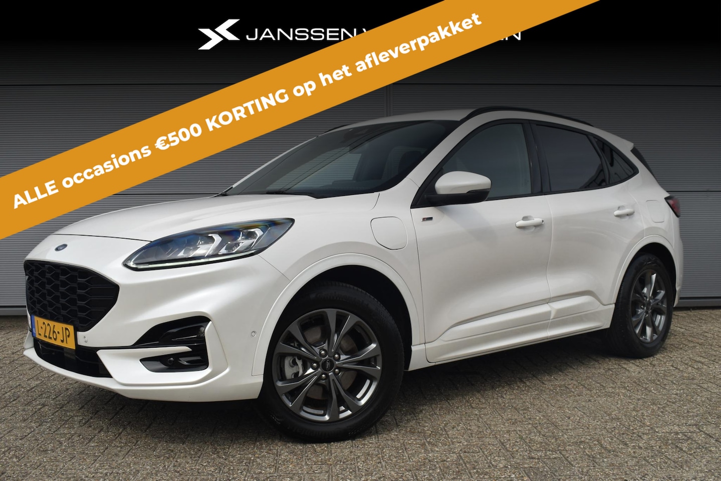 Ford Kuga - 2.5 PHEV ST-Line X Stuur/Stoelverwarming Elektrische Trekhaak Achteruitrijcamera - AutoWereld.nl