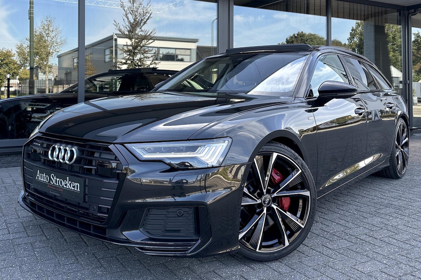 Audi A6 Avant - 55 TFSIe Quattro 3X S-Line Pano B&O Nachtzicht Hud - AutoWereld.nl