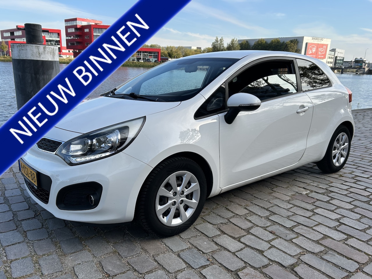 Kia Rio - 1.2 CVVT Plus Pack 3 deurs airco keurige auto - AutoWereld.nl