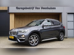 BMW X1 - xDrive20i 192pk High Executive X-Line Pano.dak Leder Head-up 18inch LM LED Groot Navi *NL