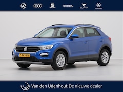 Volkswagen T-Roc - 1.5 TSI 150pk DSG Style Navigatie Clima Pdc Acc 110