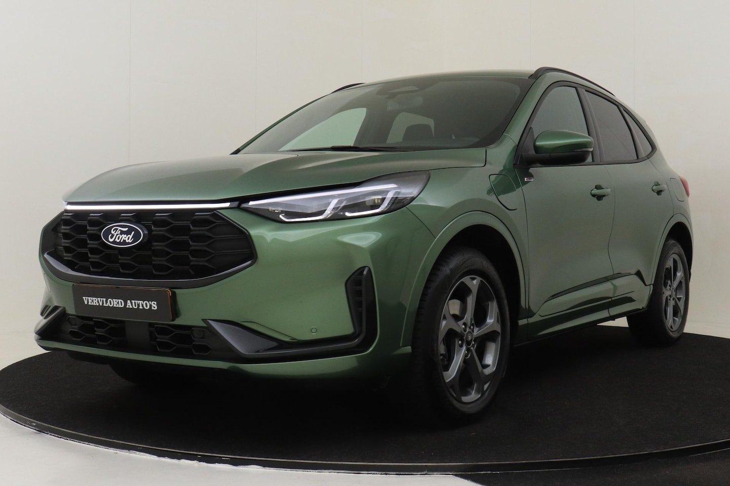 Ford Kuga - 2.5 PHEV ST-LINE *NIEUW MODEL!* -HEAD-UP DISP.|WINTER|ADAP.LED|CARPLAY|CAMERA|18" - AutoWereld.nl