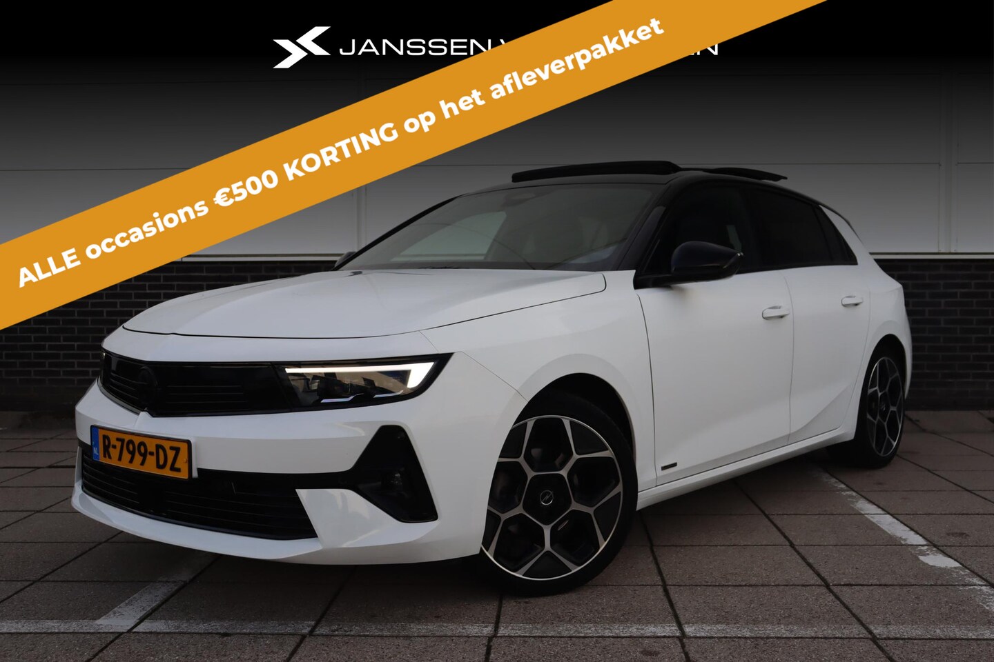 Opel Astra - 1.2 Ultimate * Pano * LED * 360 Camera * 18 Inch * - AutoWereld.nl