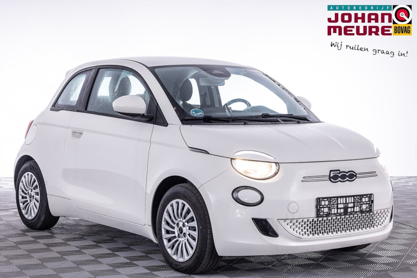 Fiat 500e - Urban 42 kWh | CARPLAY | AIRCO | CRUISE - AutoWereld.nl
