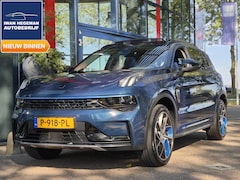 Lynk & Co 01 - 1.5 | Panoramadak | Navigatie | 20 inch | Cruise Control | PDC + Camera | Climate Control