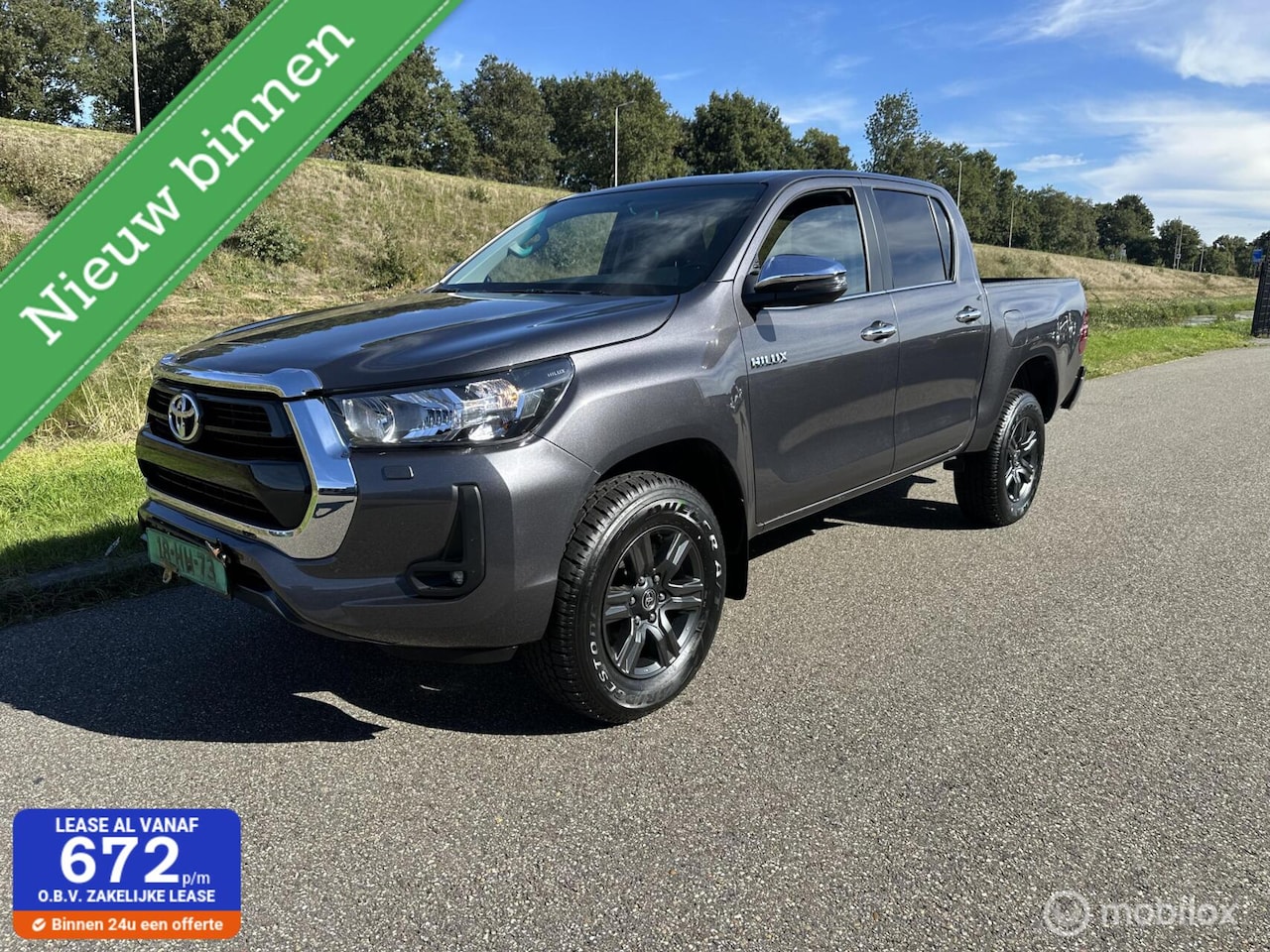 Toyota HiLux - 2.4 D-4D Cool Comfort 25000 km automaat - AutoWereld.nl