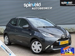Toyota Aygo - 1.0 VVT-i x-play BJ`17 NAP NL Airco Camera 5drs LED