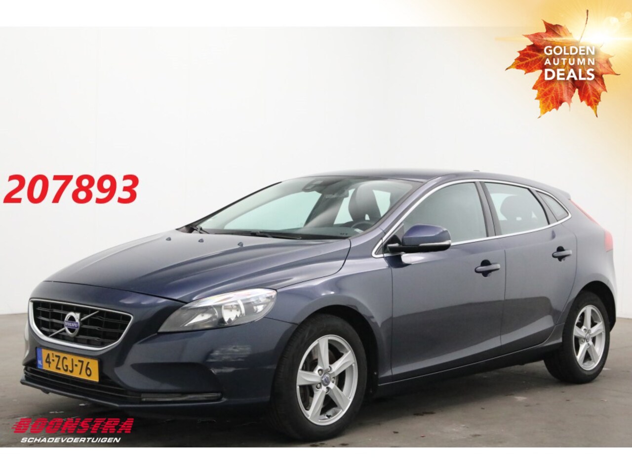 Volvo V40 - 2.0 D4 Momentum Business Navi Clima Cruise PDC - AutoWereld.nl