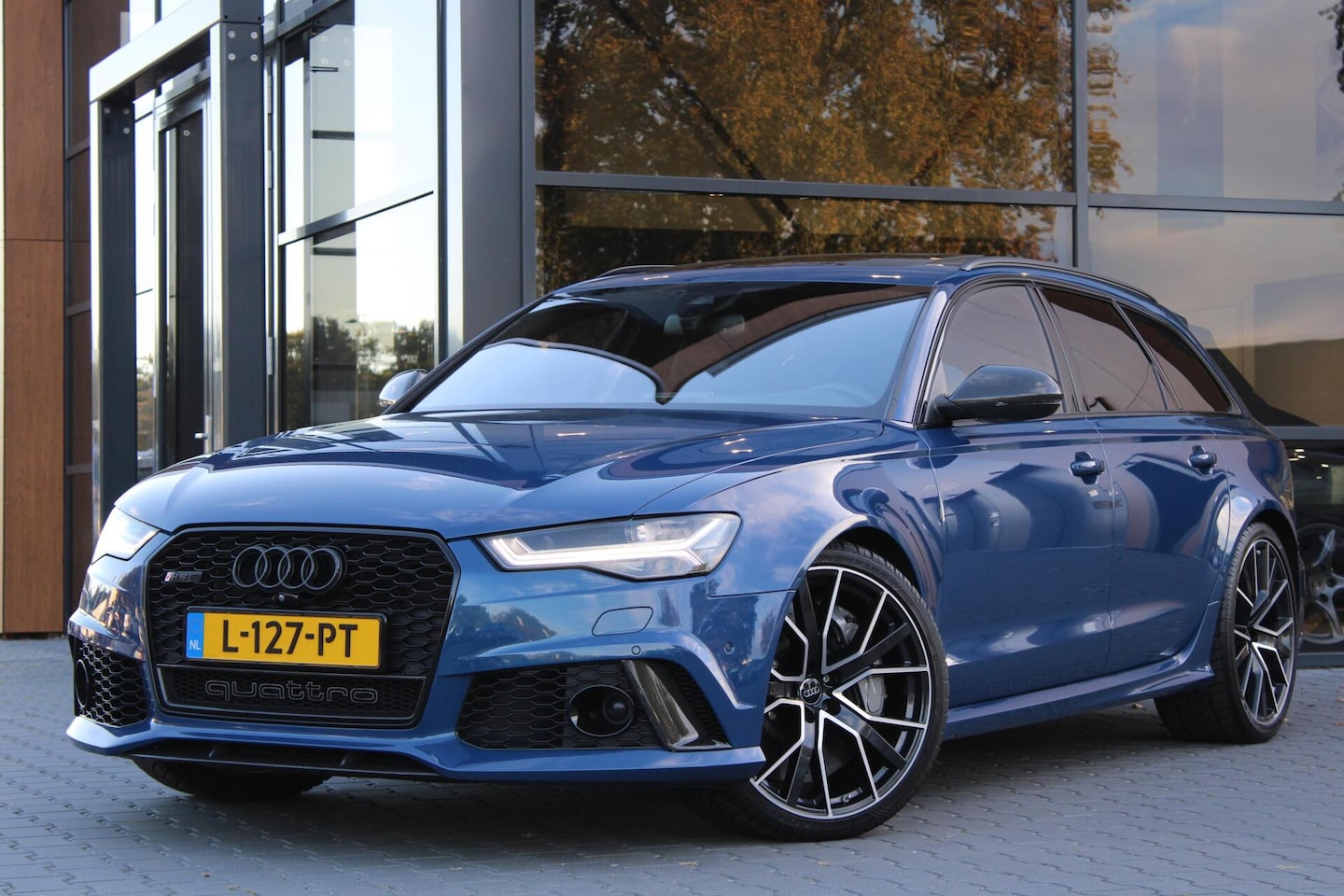 Audi RS6 - Avant Perf. | Akra | Carbon ext. | Keramisch - AutoWereld.nl