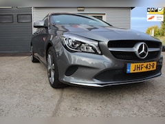 Mercedes-Benz CLA-klasse Shooting Brake - 180 Business Solution AMG afneembare trekhaak, airco, boekjes, NAP, 2 sleutels, naviagtie