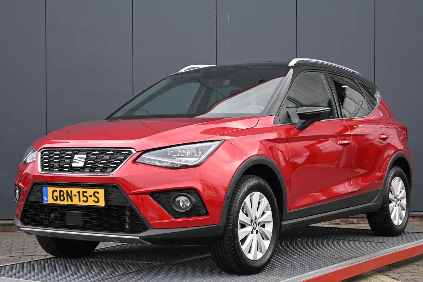SEAT Arona - 1.0 TSI Xcellence Business Intense camera automaat - AutoWereld.nl