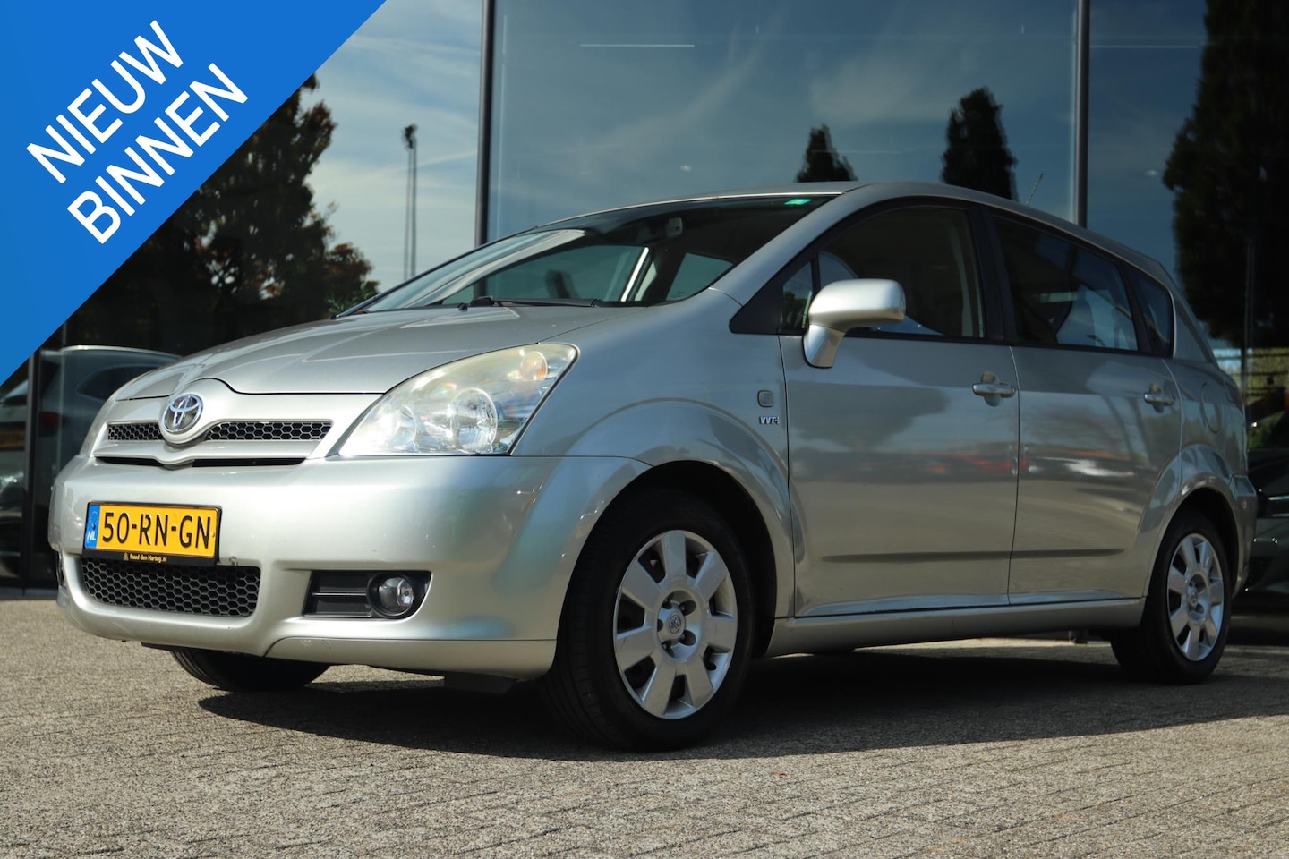 Toyota Corolla Verso - 1.8 VVT-I SOL 7P. AUT. | APK 06-2026 | CRUISE | TREKHAAK | PDC | CLIMATE - AutoWereld.nl