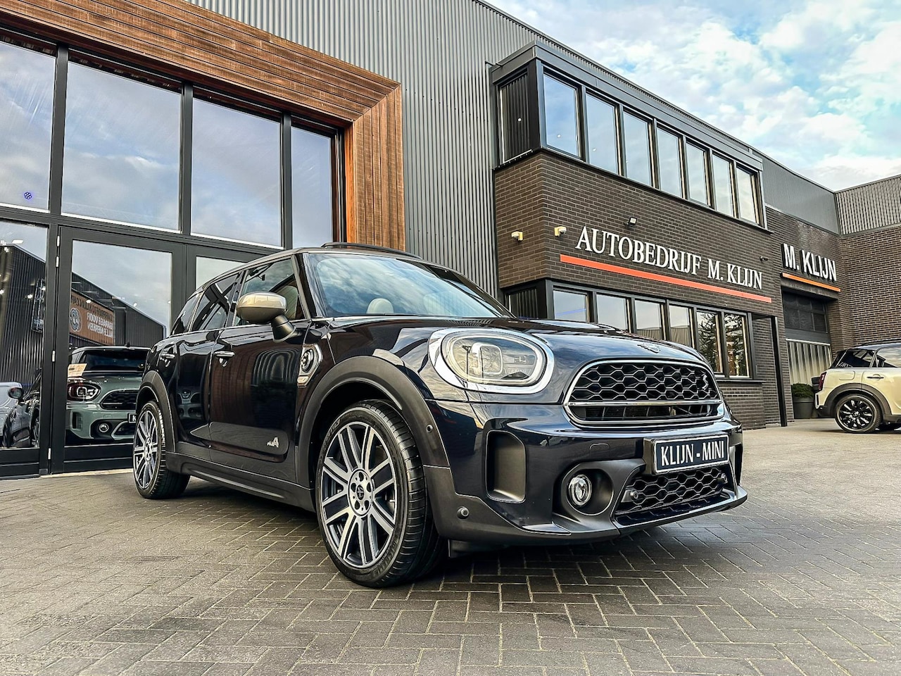 MINI Countryman - Mini 2.0 Cooper S E ALL4 MINI Yours 220pk/Chester Leer/Memory/Hk/Pano/Btw - AutoWereld.nl