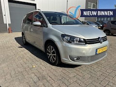 Volkswagen Touran - 1.6 TDI Highline VOL OPTIES LICHTE SCHADE