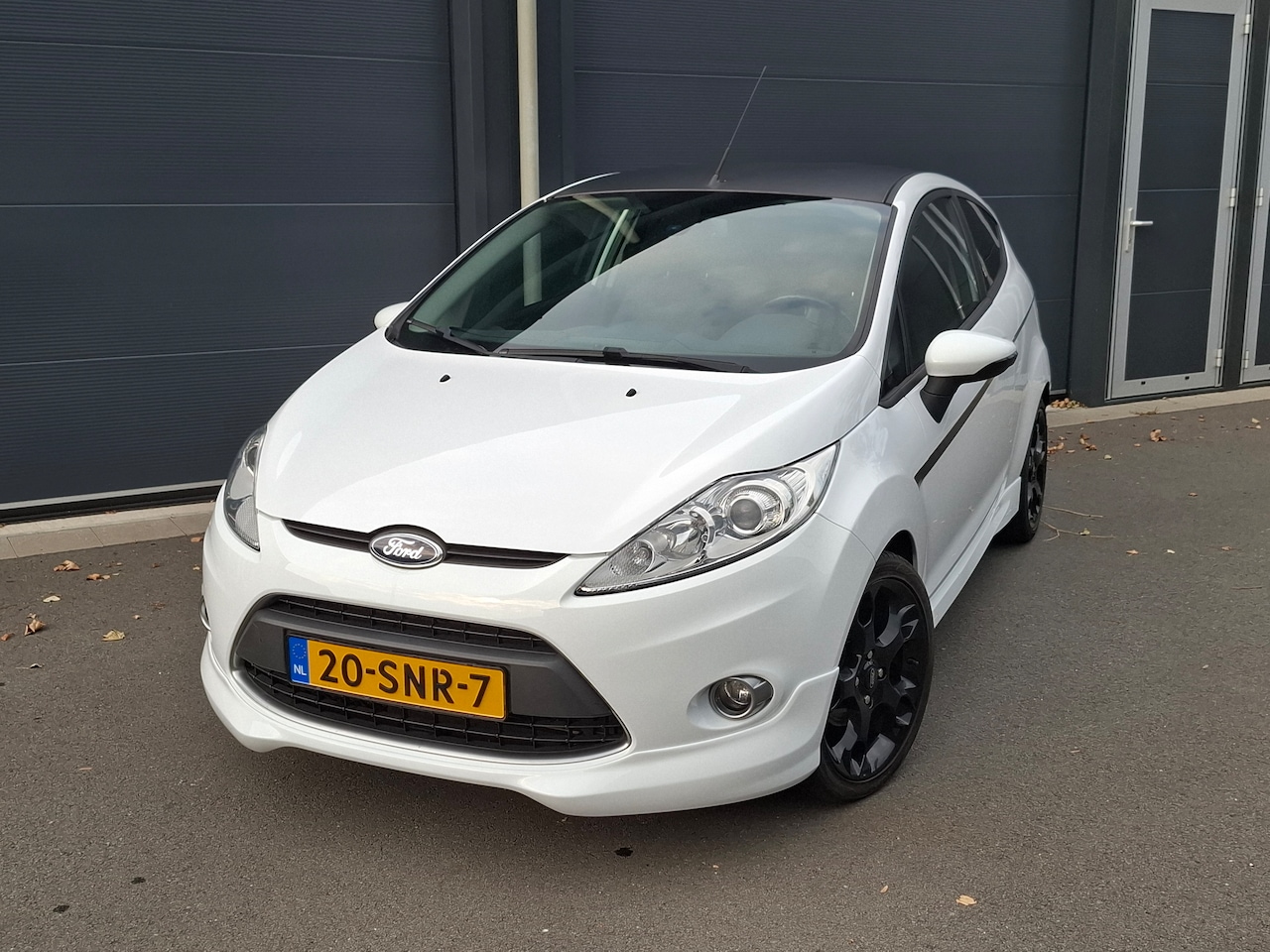 Ford Fiesta - 1.6 Sport Metal editie - AutoWereld.nl