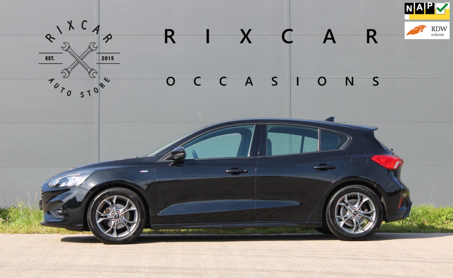 Ford Focus - 1.0 EcoBoost ST Line Business Keyless AllSeason !!NIEUWBINNEN!! - AutoWereld.nl