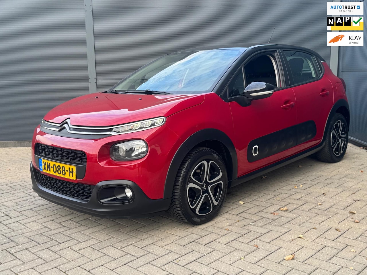 Citroën C3 - 1.2 PureTech Feel / Nap / Navi - AutoWereld.nl