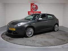 Alfa Romeo Giulietta - 1.4 T Distinctive, 18 inch, Cruise, Climate, Half leder, Navigatiesysteem 6 bak, Volledig