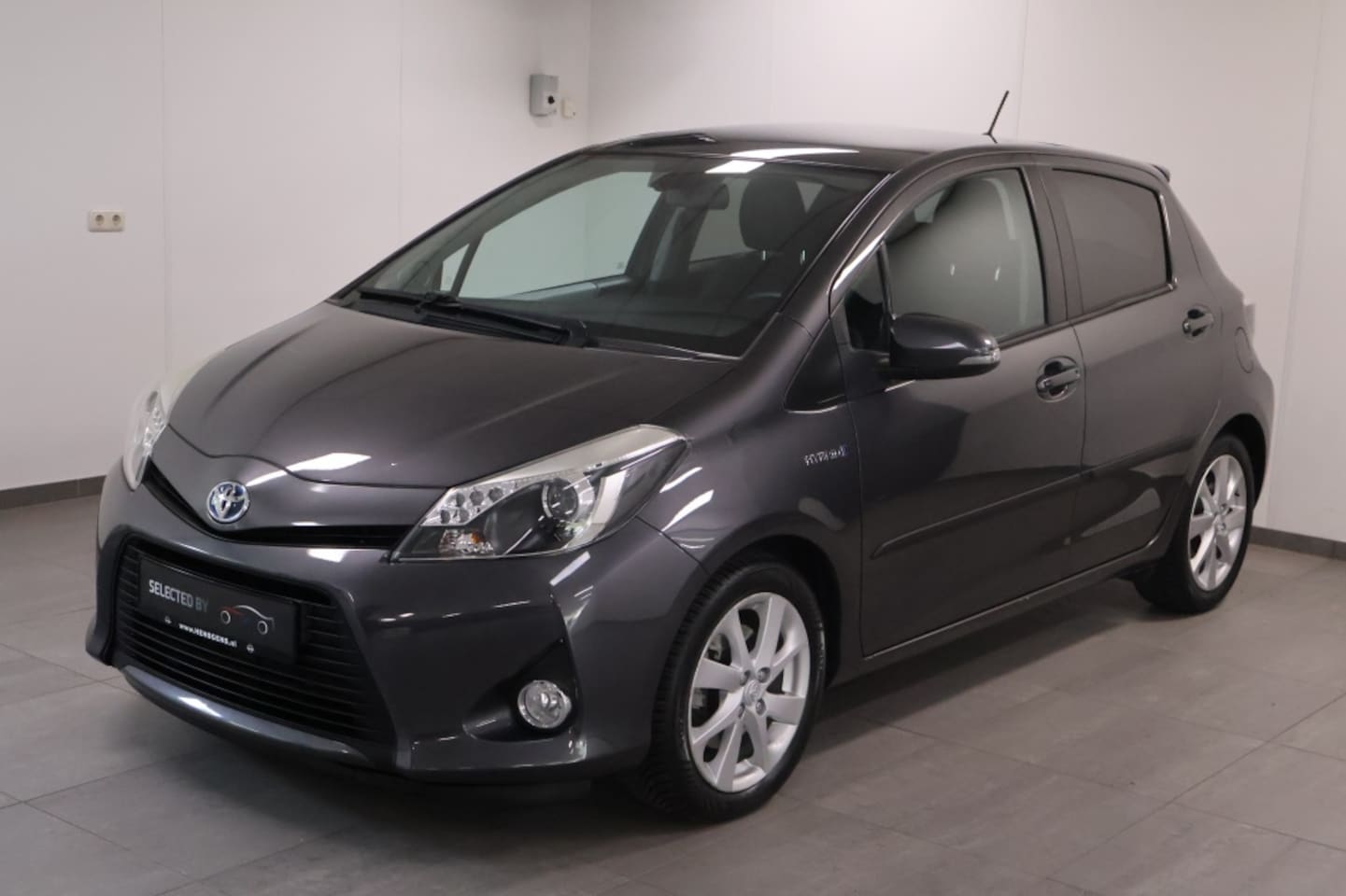 Toyota Yaris - 1.5 Full Hybrid Dyn. - AutoWereld.nl