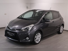 Toyota Yaris - 1.5 Full Hybrid Dynamic | All Season Banden