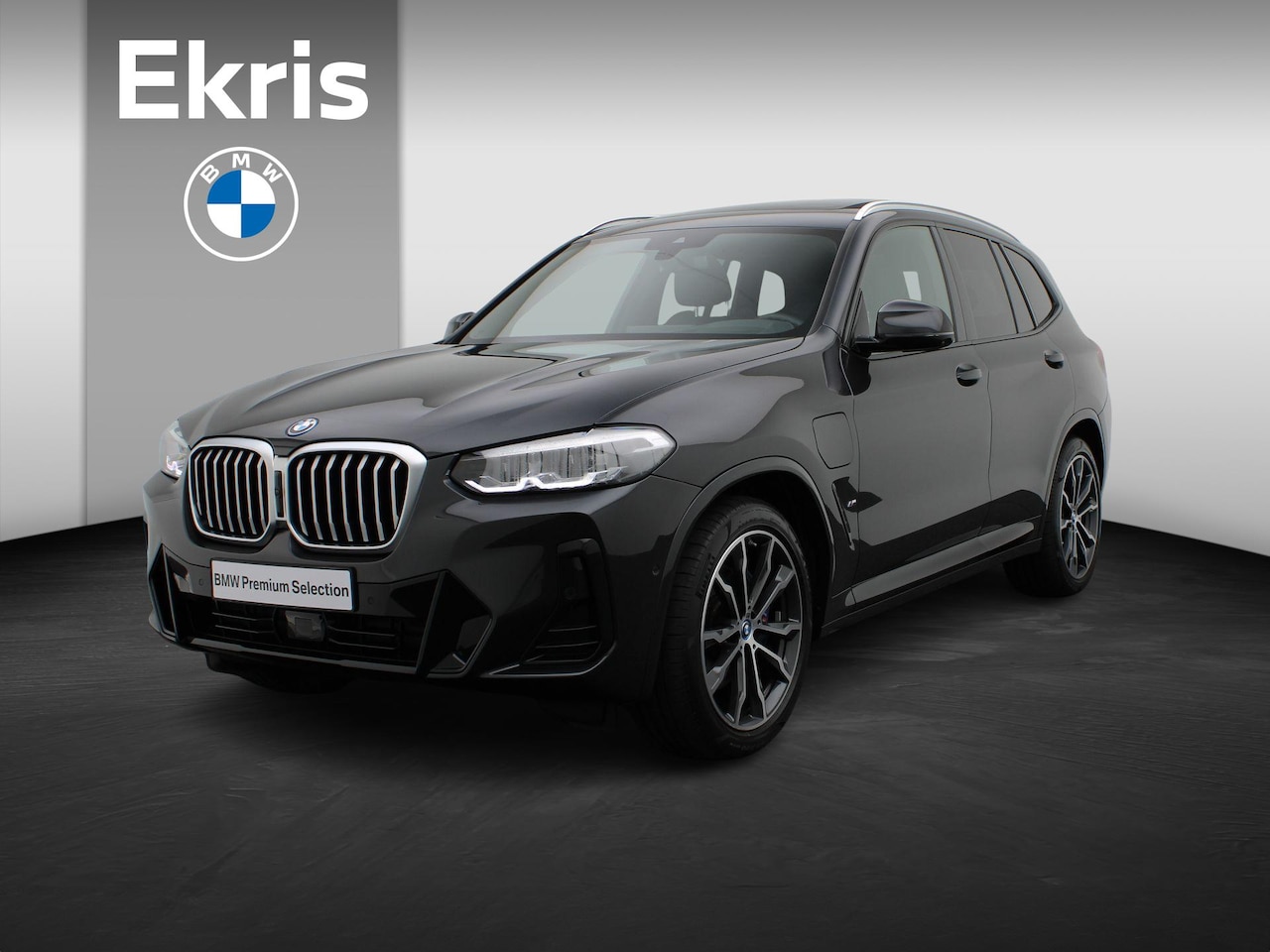 BMW X3 - xDrive30e M Sportpakket | Trekhaak | Panoramadak | Driving Assistant | Head-Up Display | H - AutoWereld.nl