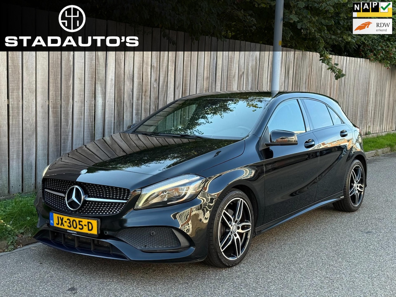 Mercedes-Benz A-klasse - 180 AMG Night Edition Automaat NAP! - AutoWereld.nl