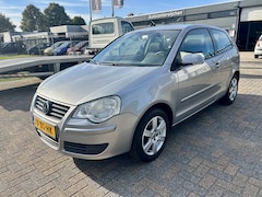 Volkswagen Polo - 1.2 Optive - Nwe Apk