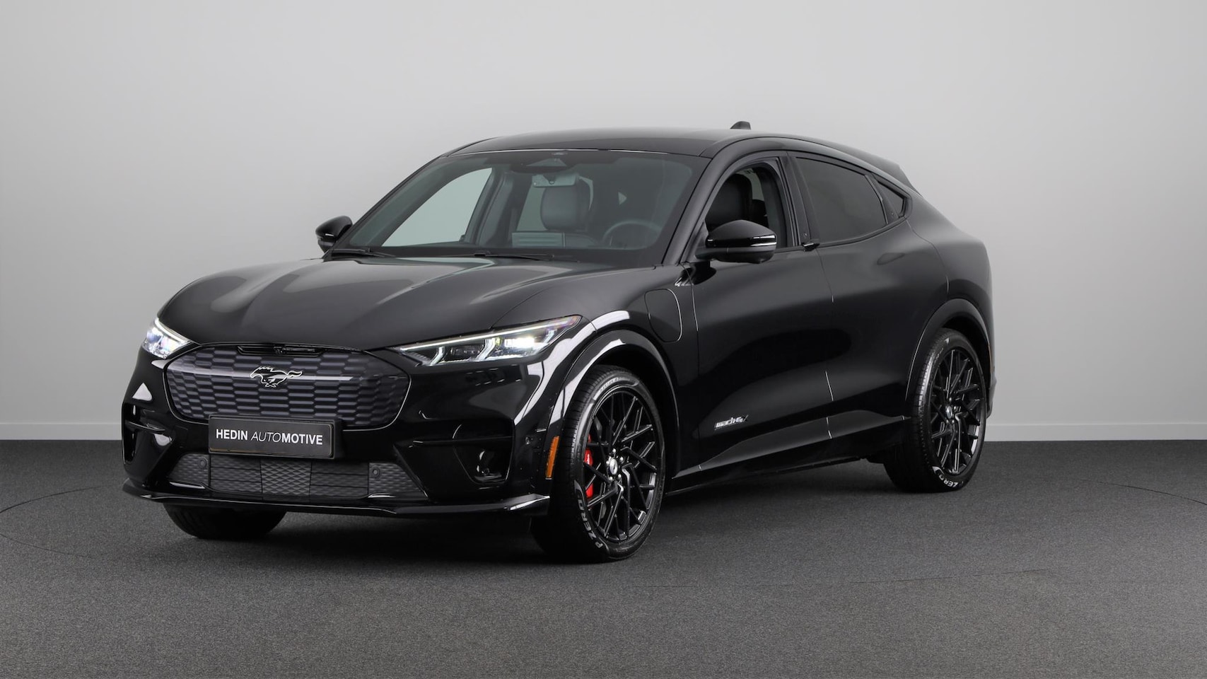 Ford Mustang Mach-E - 98kWh AWD GT | Black Edition | Bliss | Electrische Klep | B&O | - AutoWereld.nl
