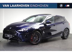 BMW 1-serie - 120 M Sport Automaat / Panoramadak / Sportstoelen / Adaptieve LED / M Adaptief onderstel /