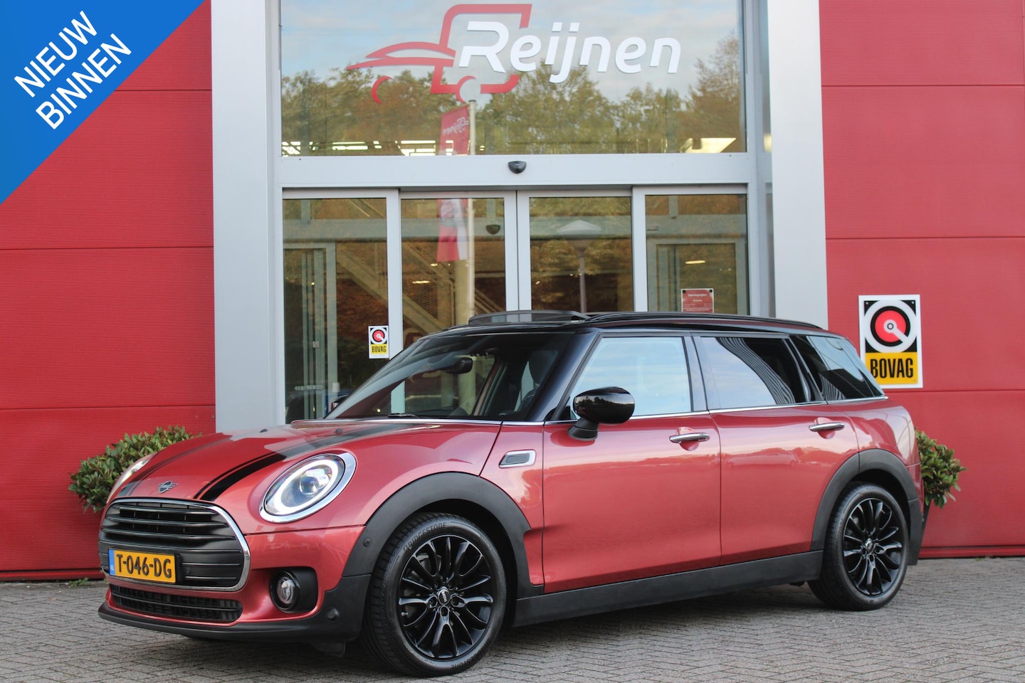 MINI Clubman - 1.5 136PK COOPER CHILI AUTOMAAT | PANORAMISCH SCHUIF/KANTELDAK | NAVIGATIE | LEDEREN BEKLE - AutoWereld.nl