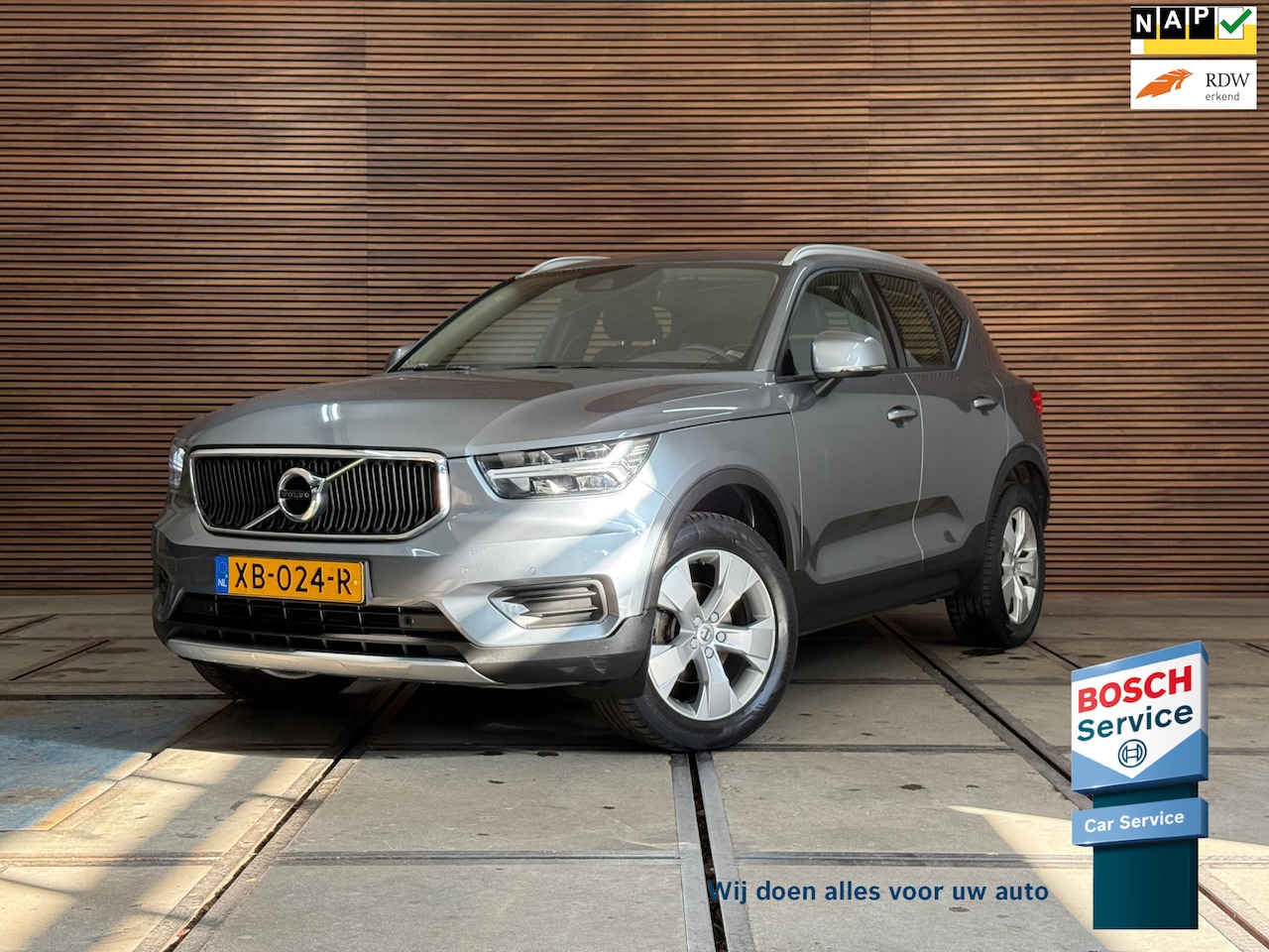 Volvo XC40 - 1.5 T3 Momentum | Adaptive Cruise Control | Navigatie | Half Leer | Camera - AutoWereld.nl