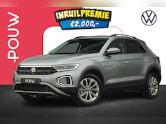 Volkswagen T-Roc - 1.5 TSI 150pk Life Edition | Assistance Pakket Plus | 17" Velgen