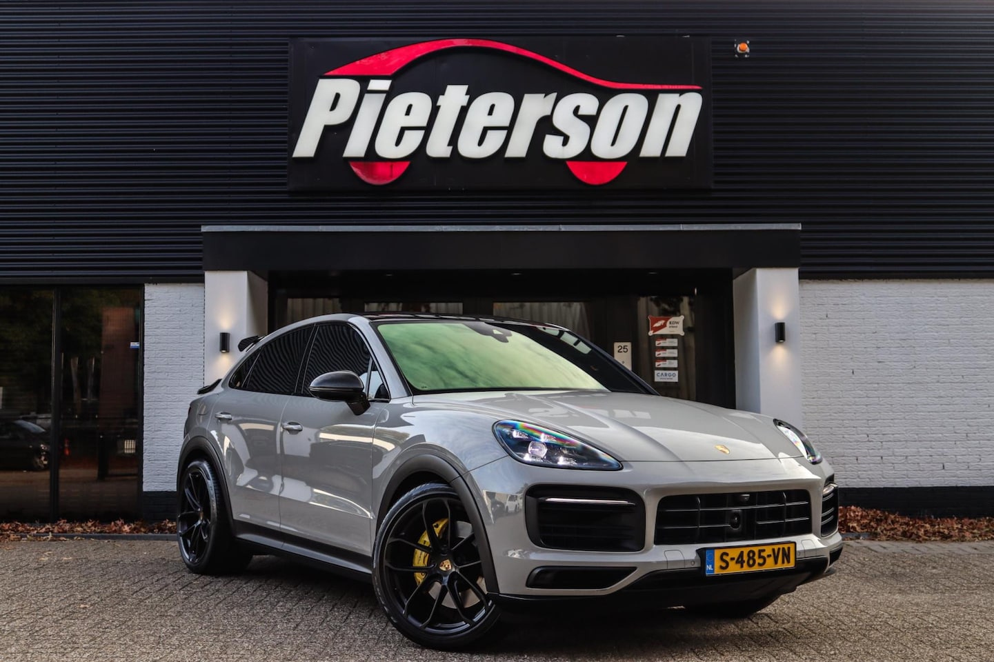 Porsche Cayenne Coupé - 4.0 GTS TURBO GT CARBON SPORT CHRONO - AutoWereld.nl