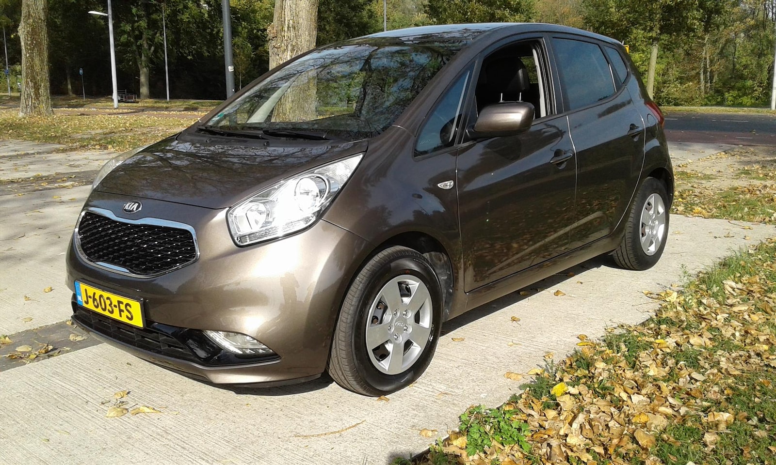 Kia Venga - 1.4 CVVT DynamicPLusLine 1.4 CVVT 90pk DynamicPlusLine - AutoWereld.nl