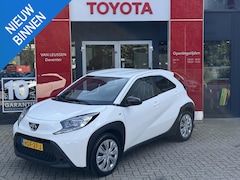 Toyota Aygo X - 1.0 VVT-i MT Play NL-AUTO APPLE/ANDROID CARPLAY CAMERA AIRCO DAB ADP CRUISE