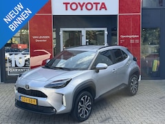 Toyota Yaris Cross - 1.5 Hybrid 115 First Edition NL-AUTO ALL SEASON BANDEN APPLE/ANDROID CARPLAY CAMERA CLIMA