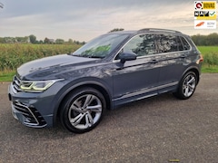 Volkswagen Tiguan - 1.5 TSI R-Line, trekhaak, 1e eigenaar