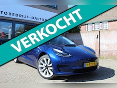 Tesla Model 3 - RWD Plus 60 kWh TREKHAAK / 19" LMV / LAGE KM / LEER / PANODAK / 1e EIG / INCL.BTW