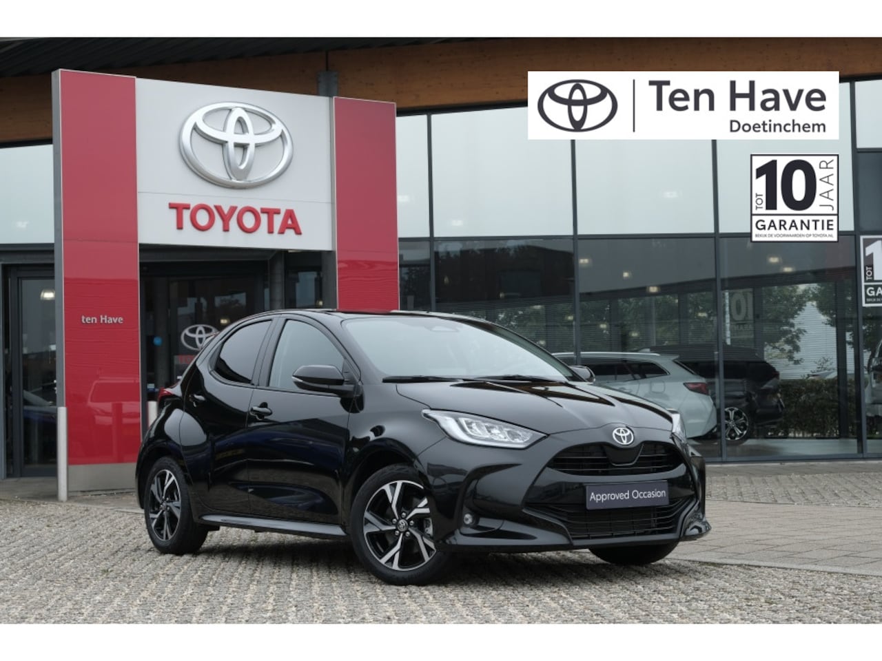 Toyota Yaris - 1.5 Hybrid 115PK First Edition Automaat | Apple Carplay / Androi - AutoWereld.nl