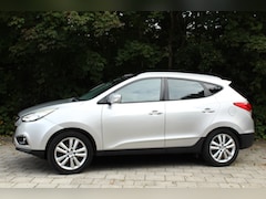 Hyundai ix35 - 2.0i i-Catcher clima cruise navigatie trekhaak glazen dak enz