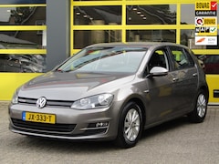 Volkswagen Golf - 1.0 TSI Edition