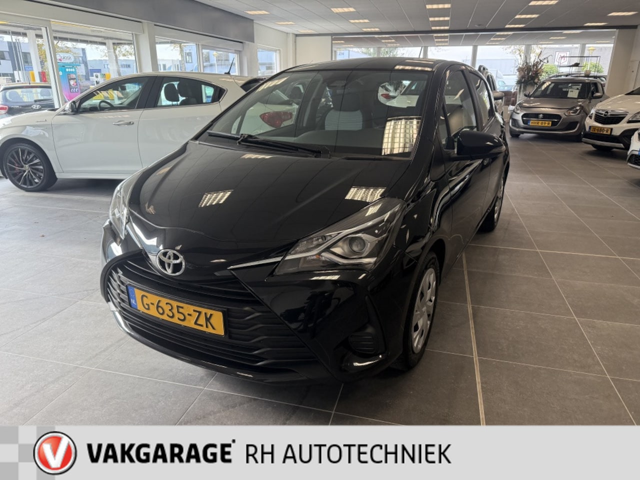 Toyota Yaris - 1.5 VVT-i Active 1.5 VVT-i Active - AutoWereld.nl